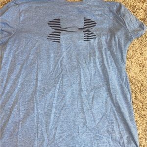 Light blue tshirt under armor